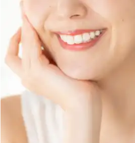 口元(ほうれい線しわ・唇)