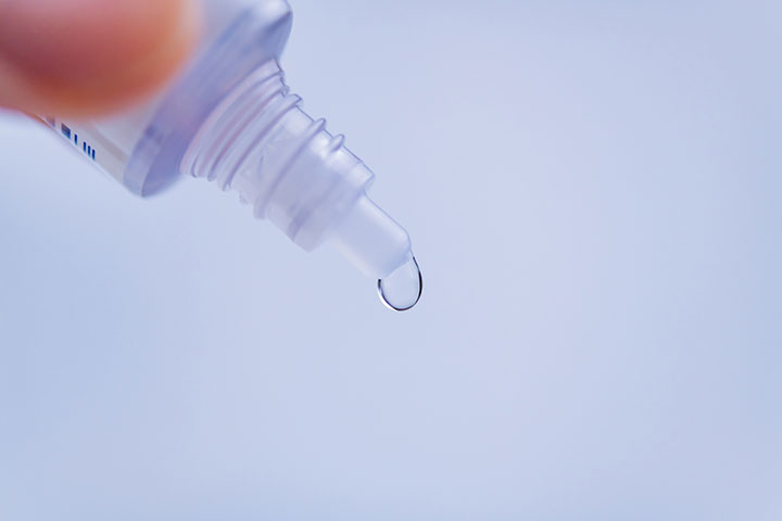 クリニックで目薬が処方された場合は医師の指示通りに使いましょう