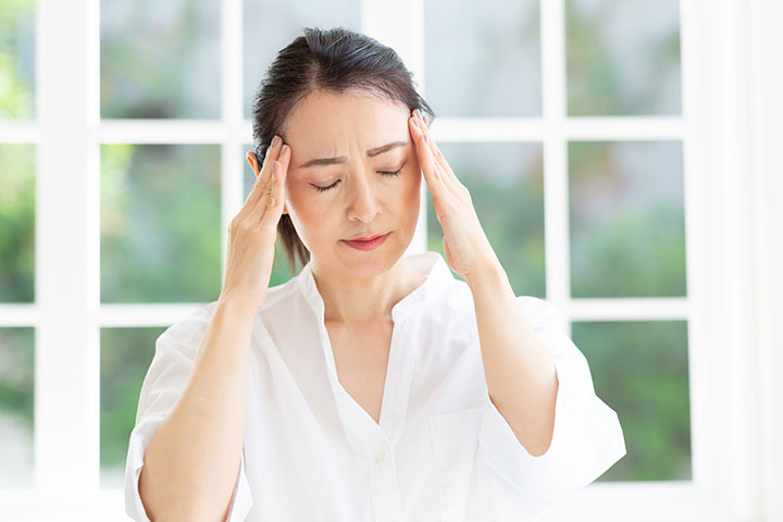 加齢だけではなく眼精疲労にも注意